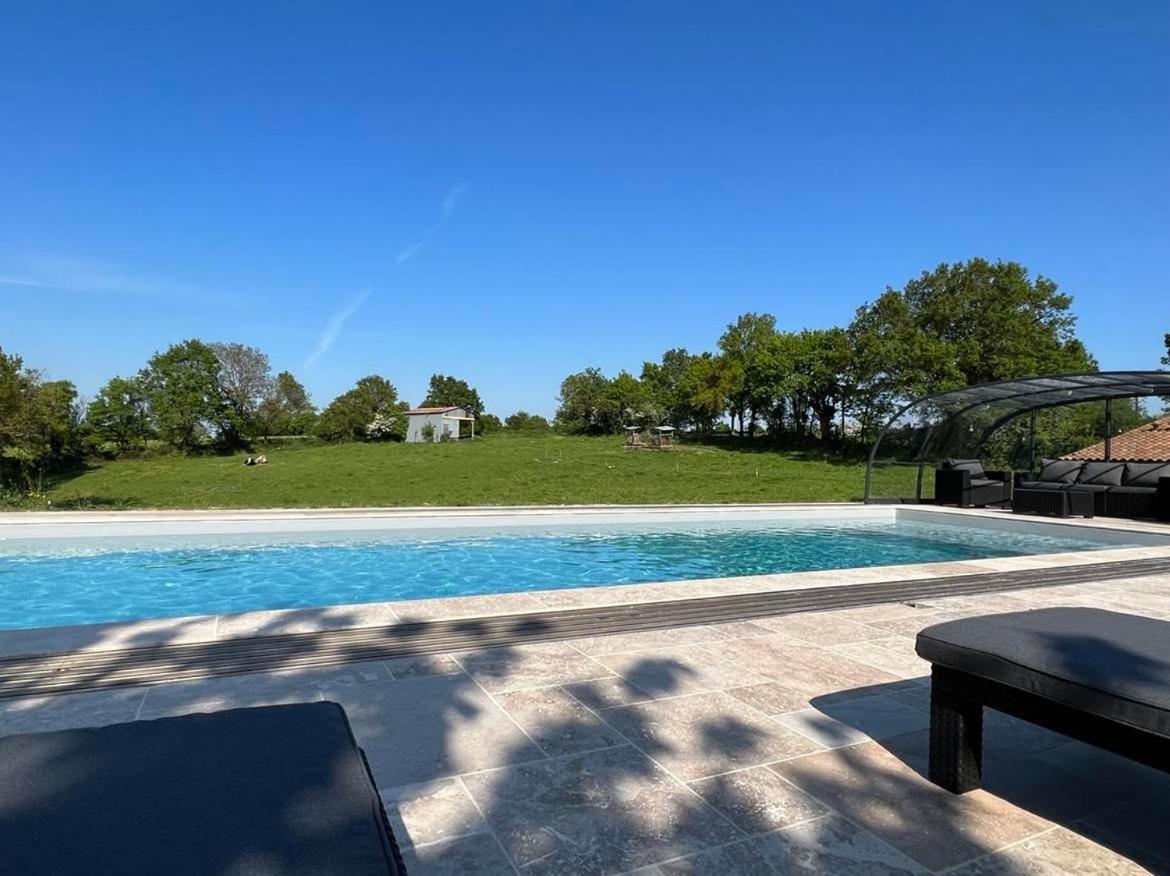 לינה וארוחת בוקר Le Poiré-sur-Vie La Milliere - Piscine & Campagne - Cathelineau & Lescure מראה חיצוני תמונה